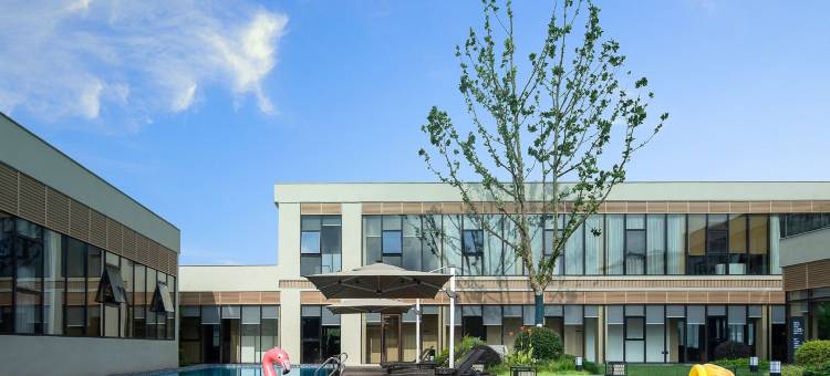 扬州凤隐梧桐温泉度假酒店图片