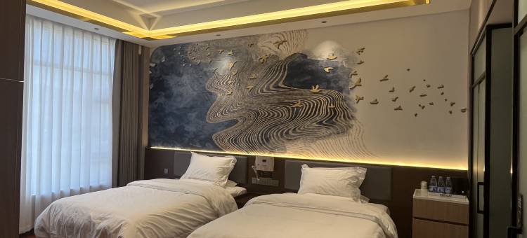 久治瀚世华庭大酒店图片