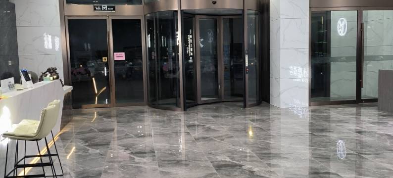 偶遇观影酒店(新乡市政府高铁东站店)图片