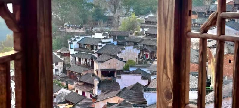 江南·遇天然氧吧环景设计民宿(篁岭风景区店)图片