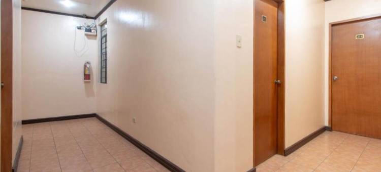 红多兹酒店- 塔克洛班市中心(RedDoorz @ Downtown Tacloban)图片