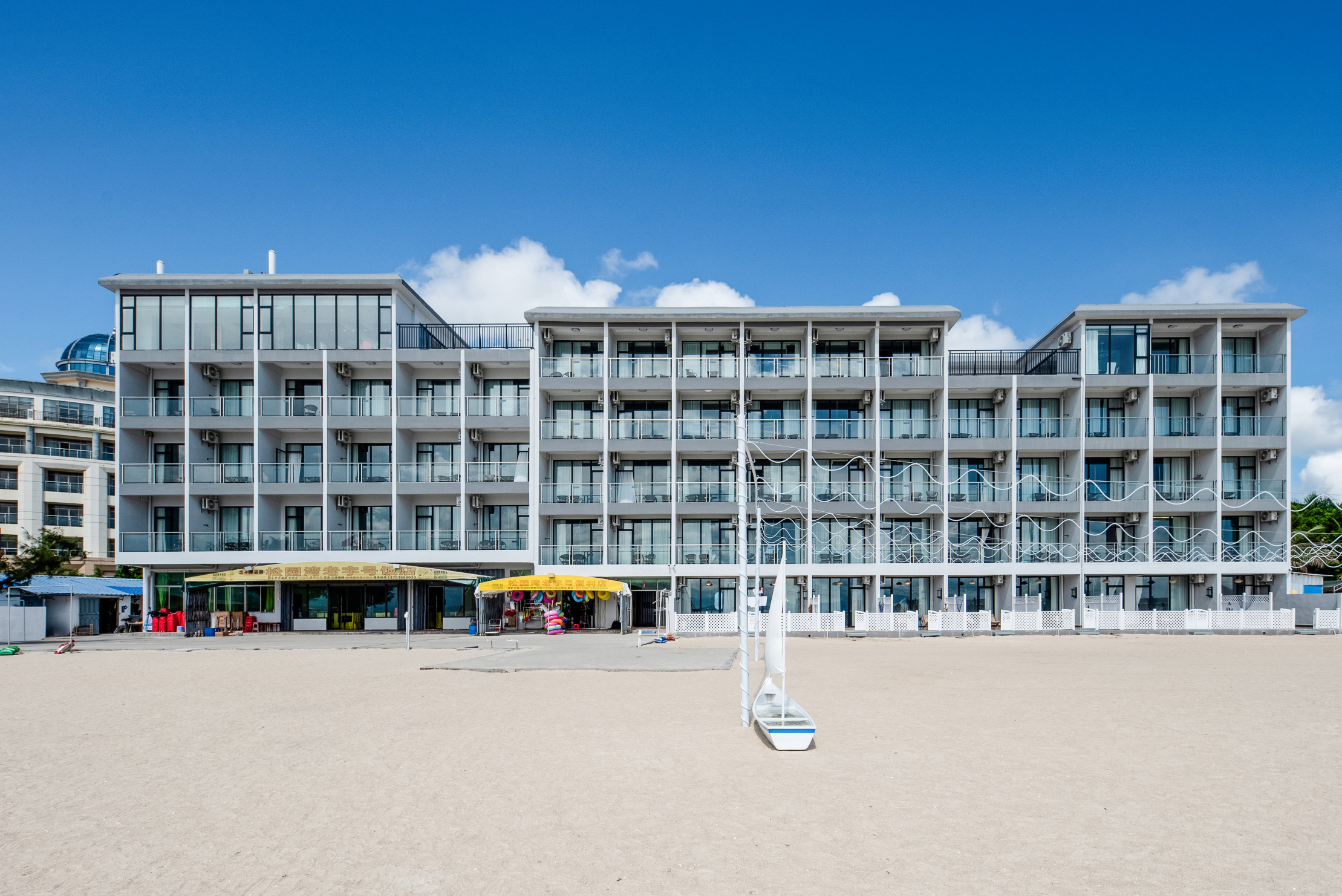 Golden Beach Seaview Hotel Over view