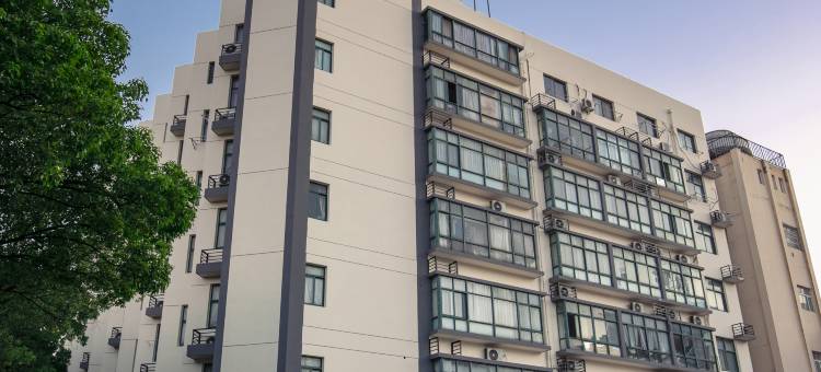 艺龙瑞云酒店(宁波体育馆中心店)图片