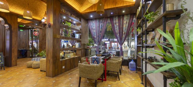 芭缇阳光酒店(客都汇文化广场店)图片