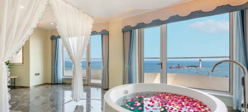 晟岷海景假日酒店(南戴河仙螺岛店)图片