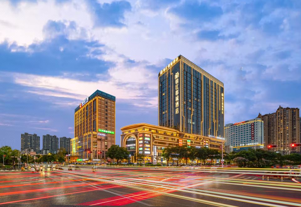 锦江都城酒店(南宁高铁东站店)外景图