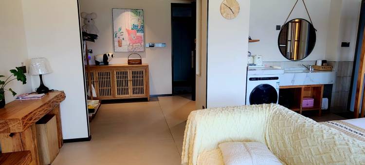 城隐•河畔民宿(张家界天门山索道大庸古城店)图片