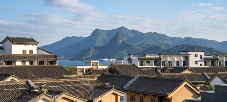 抚仙湖谷堆假日酒店(星光夜市店)图片