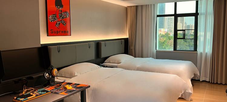 悟空电竞酒店(河源万隆城购物中心店)图片