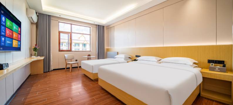 景谷芳庭假日酒店图片