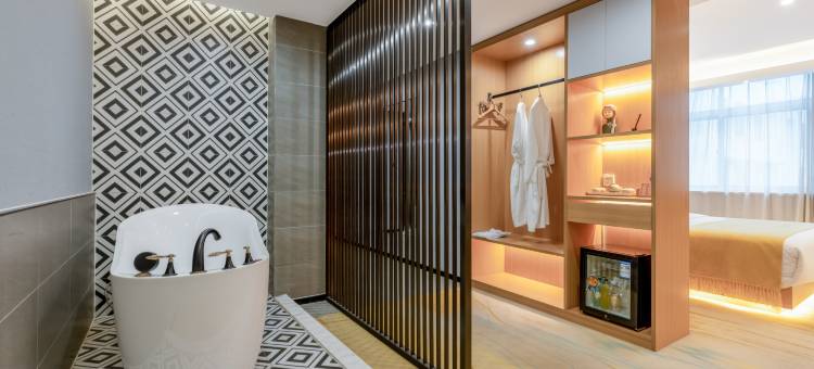 世纪百纳艺术酒店(潍坊火车站泰华城店)图片