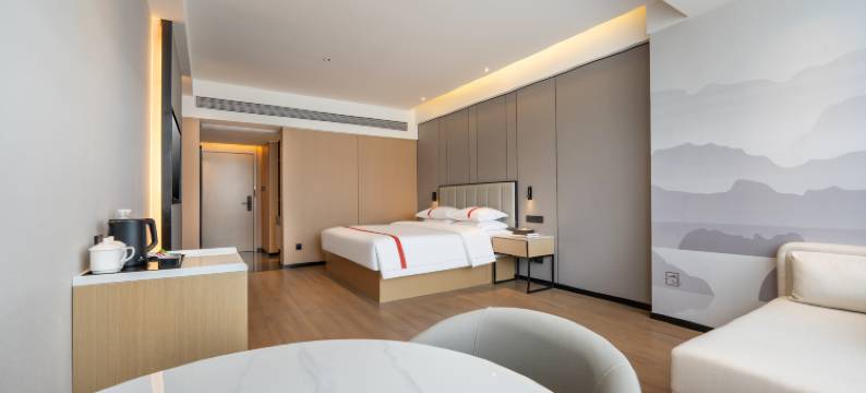 格林东方梧州玫瑰湖公园酒店图片