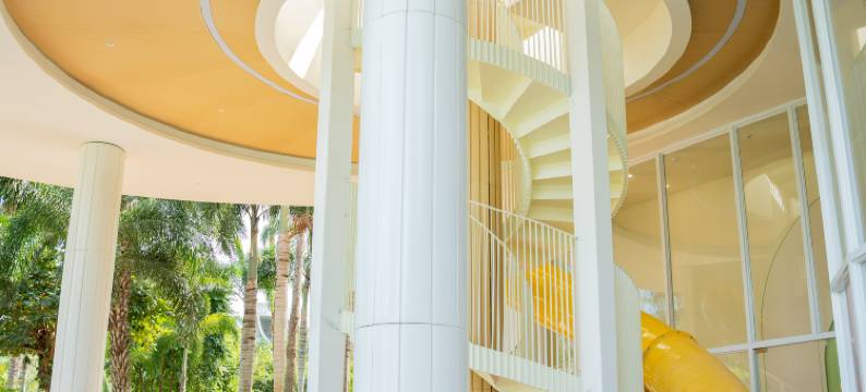 三亚蜈支洲岛珊瑚酒店木屋图片