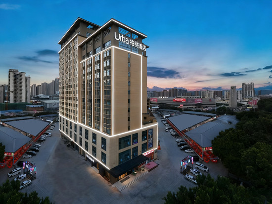 柏纳酒店(南宁安吉万达苏卢地铁站店)