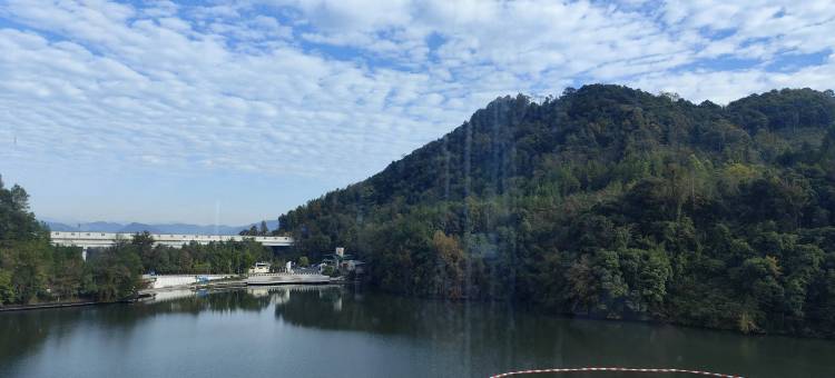 崇义林业科技培训中心(阳明山森林公园店)图片