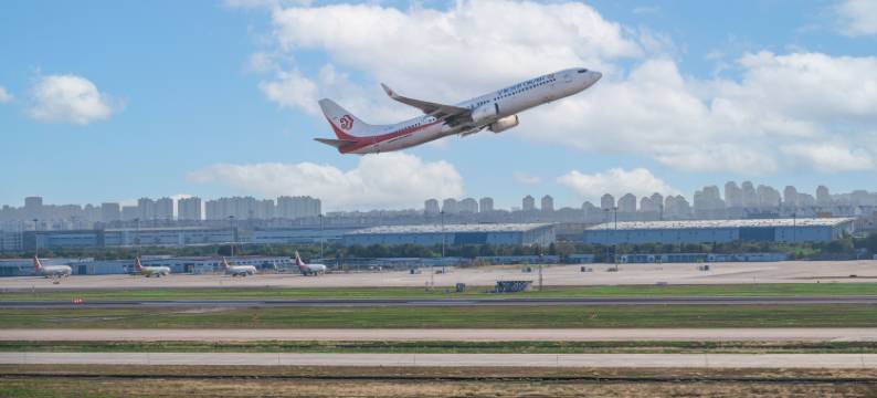 雅林合渼机场酒店(滨海国际机场地铁站店)图片