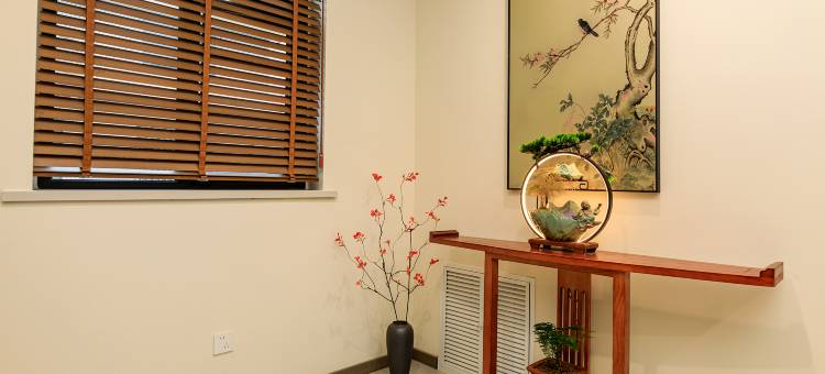 结庐有逸家民宿(开封万岁山武侠城清明上河园店)图片