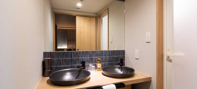 铃 仁王门(Rinn Niomon)图片