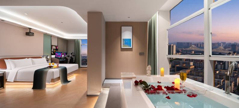 叶与晨电竞电影酒店(廊坊站万达广场店)图片