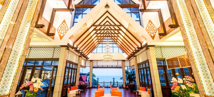 芭堤雅花园海景大酒店(Garden Cliff Resort & Spa Pattaya)图片