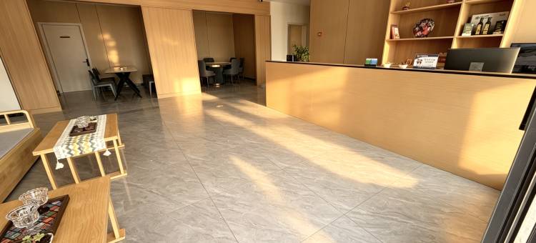 北岸云驿营地酒店(白沙湖店)图片