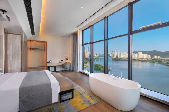 长沙麦客达温德姆·湖景酒店(梅溪湖西地铁站店)图片