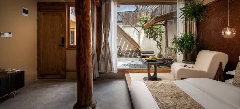 丽江未空设计师民宿图片