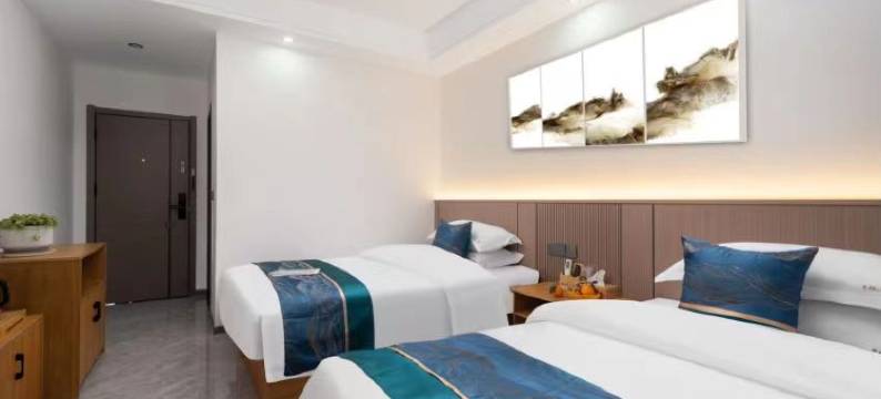 良栖山居民宿(武当山景区店)图片