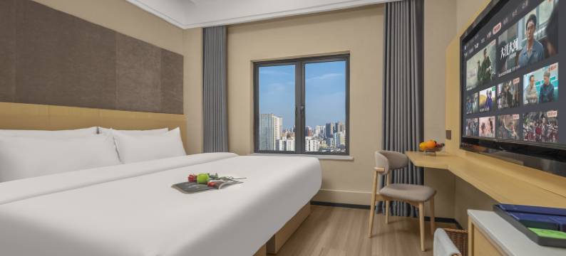 霆曦酒店(长沙理工大学碧沙湖地铁站店)图片