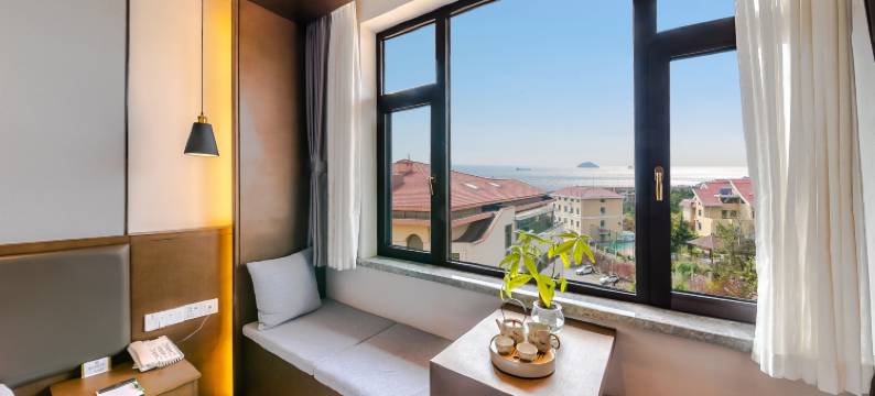 青岛海林山庄大酒店(石老人海水浴场海安路地铁站店)图片