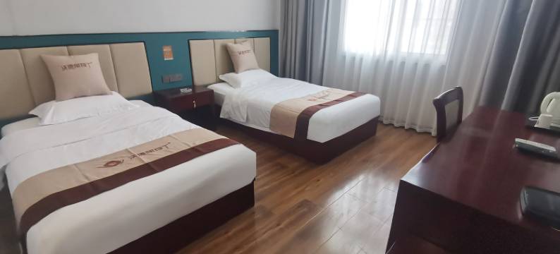 沃德·阿拉丁酒店(菏泽黄河东路店)图片