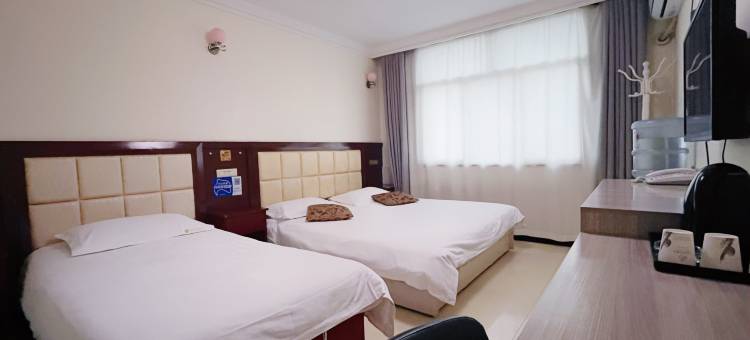 华驿易居酒店(涞水汽车站店)图片