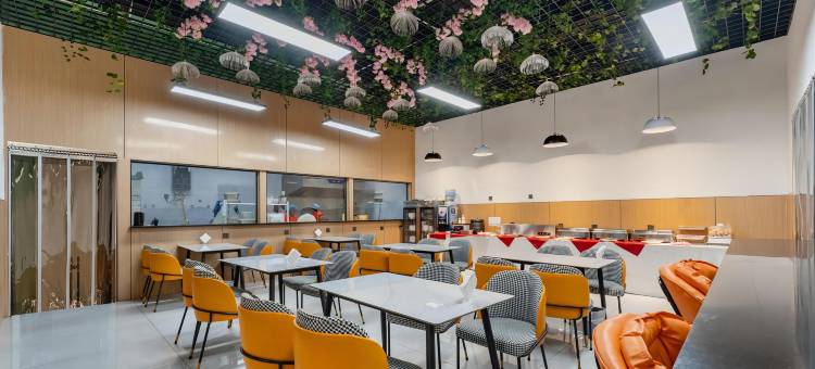 华运精选酒店(广元高铁站图腾广场店)图片