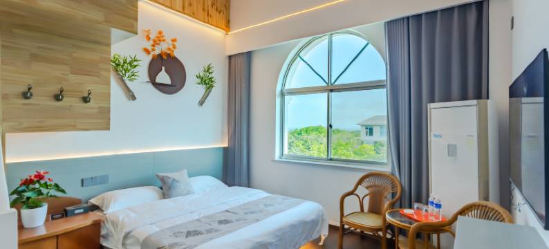 花筑·日照贾岛酒店(森林公园店)图片