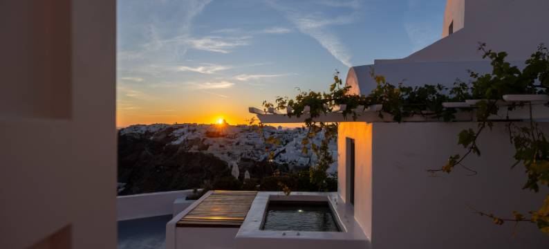 伊凯斯圣托里尼酒店(IKIES Santorini)图片