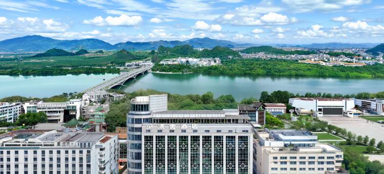 象鼻山港舍City core漫步·城市中心酒店(桂林两江四湖店)图片