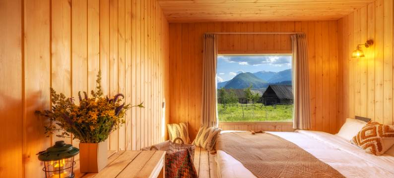 禾木蒲公英客栈(禾木风景区落日草原篝火晚会店)图片