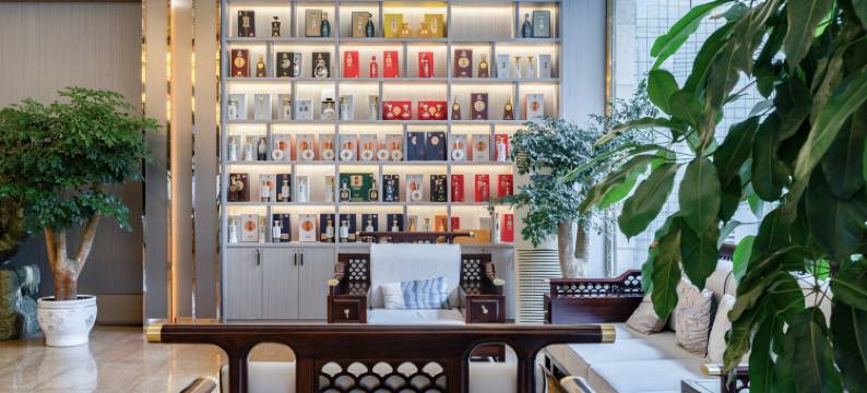 新四海龙主题酒店(兴凯花园店)图片