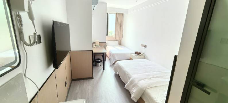 书香维展酒店(青岛国际会展中心店)图片