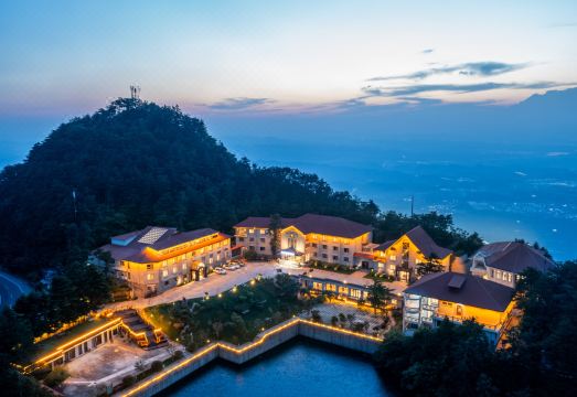 Lushan Lutos Terrace Garden Resort Hotel over view