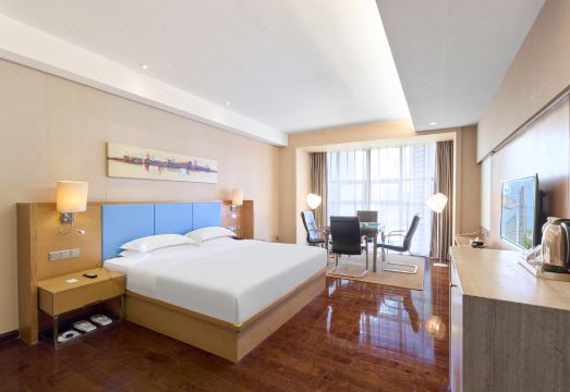 Ramada Plaza Shenzhen North Hotel Overview