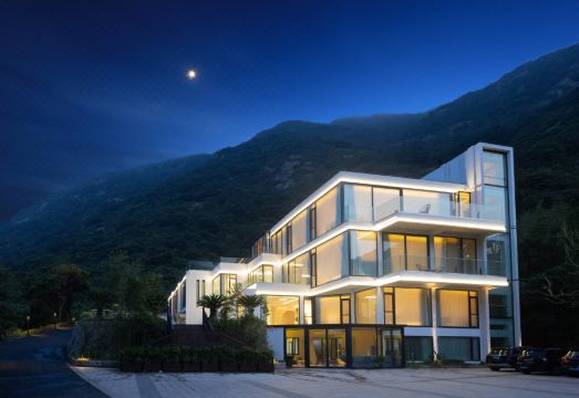 大青山青沙海邑客栈外景图