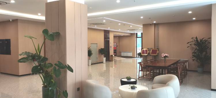 银座佳驿轻居酒店(山东省体育中心店)图片