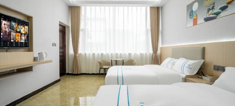 蓝杉民宿(丽江三义国际机场店)图片