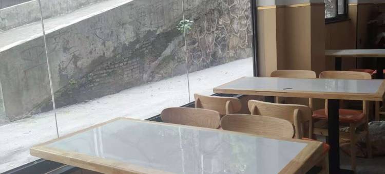 亚悦酒店(郴州五岭广场店)图片