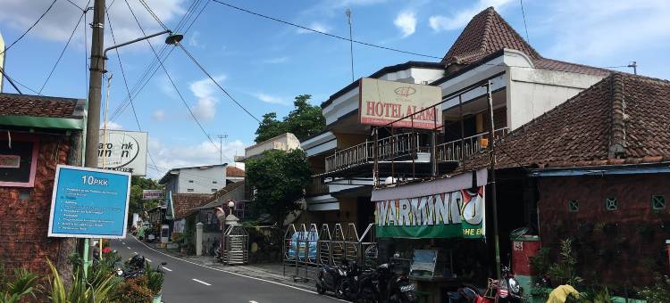 阿拉米酒店靠近阿伦-阿伦克拉滕(Hotel Alami near Alun-Alun Klaten)图片