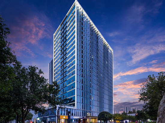 柏瑞·BR影院酒店(建设二路地铁站武商城市奥莱店)