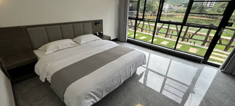 栖湖居民宿(浩坤湖景区店)图片