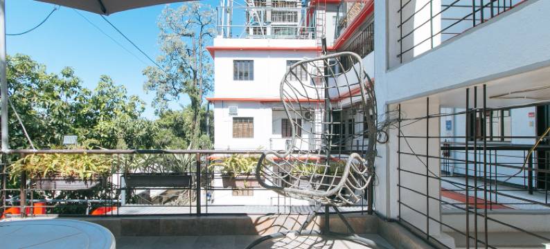 红门酒店Plus靠近坦博 帕拉纳克(RedDoorz Plus near Tambo Paranaque)图片