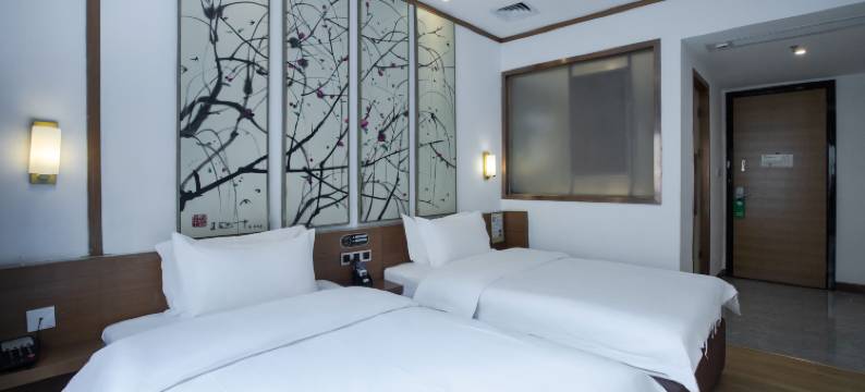 东川精品酒店(广东省人民医院烈士陵园地铁站店)图片